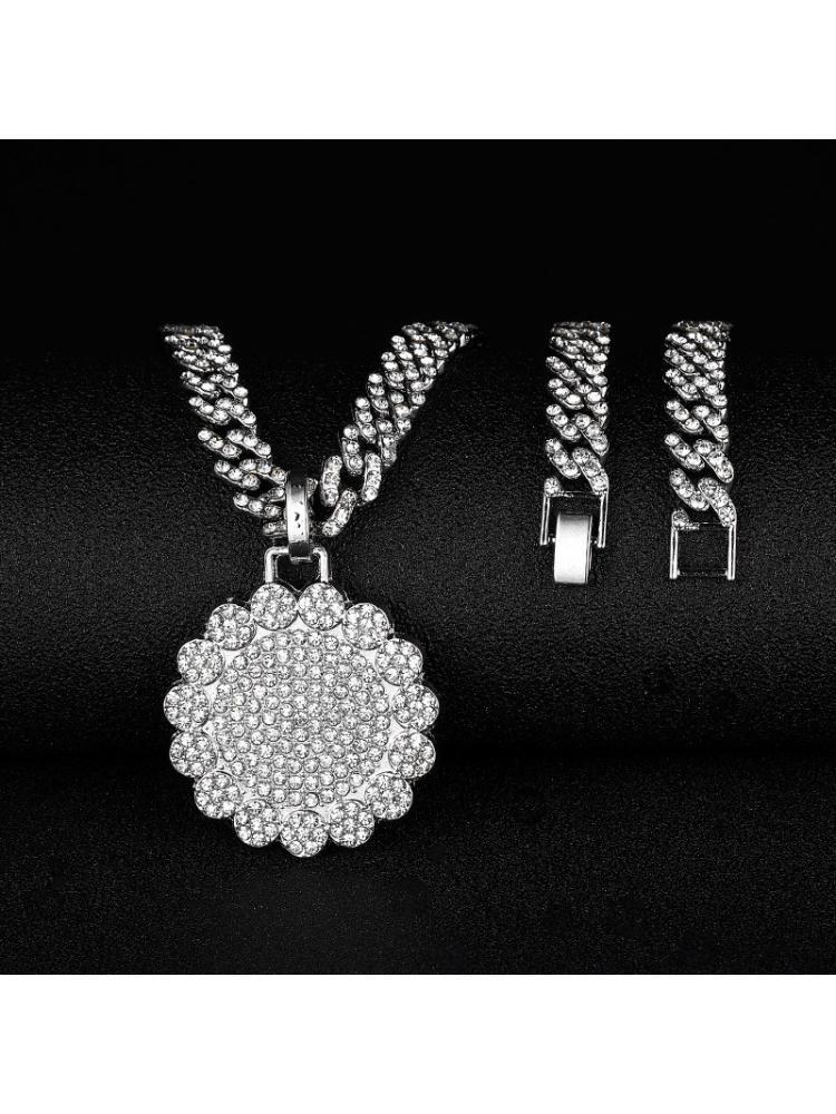 Pendant Necklaces Round Cluster Medallion Silver Color Choker Necklace Cubic Zircon Stainless Steel Chain Hip Hop JewelryPendant
Pendant Necklaces Round Cluster Medallion Silver Color Choker Necklace Cubic Zircon Stainless Steel Chain Hip Hop JewelryPendant