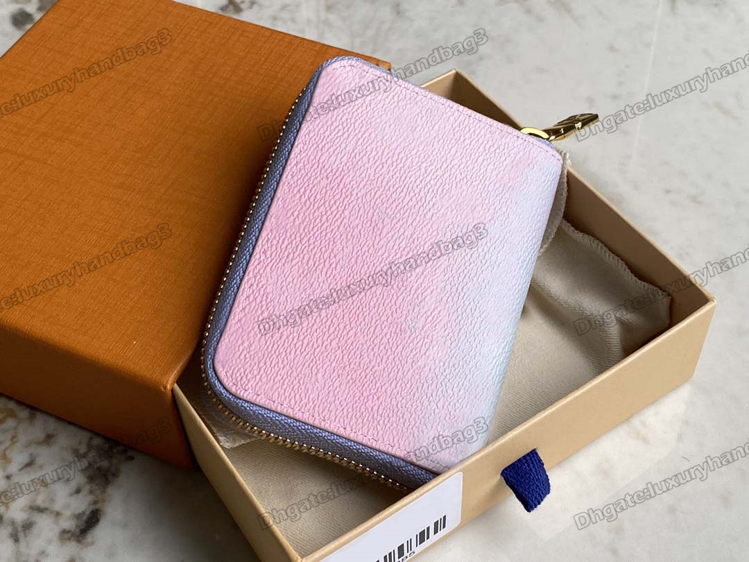 Limited Edition Spring in the City Collection Mini Clutch Bag By the Pool Sunrise Pastel Oversized Monograms Canvas Designers Luxurys Wallet Purse
Limited Edition Spring in the City Collection Mini Clutch Bag By the Pool Sunrise Pastel Oversized Monograms Canvas Designers Luxurys Wallet Purse