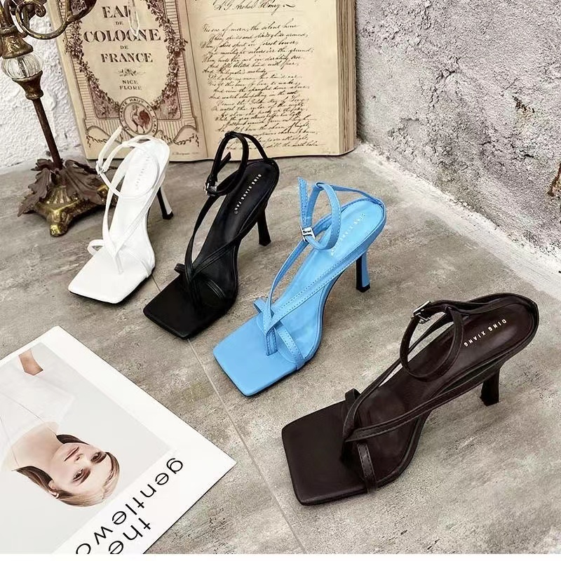 2022 Luxury Fashion Designers Sandal Square Toe Slingback Sandals Narrow Band Gladiator Slides Women High Thin Heels Pumps Party Dress Shoes With Box, Blue
2022 Luxury Fashion Designers Sandal Square Toe Slingback Sandals Narrow Band Gladiator Slides Women High Thin Heels Pumps Party Dress Shoes With Box, Blue