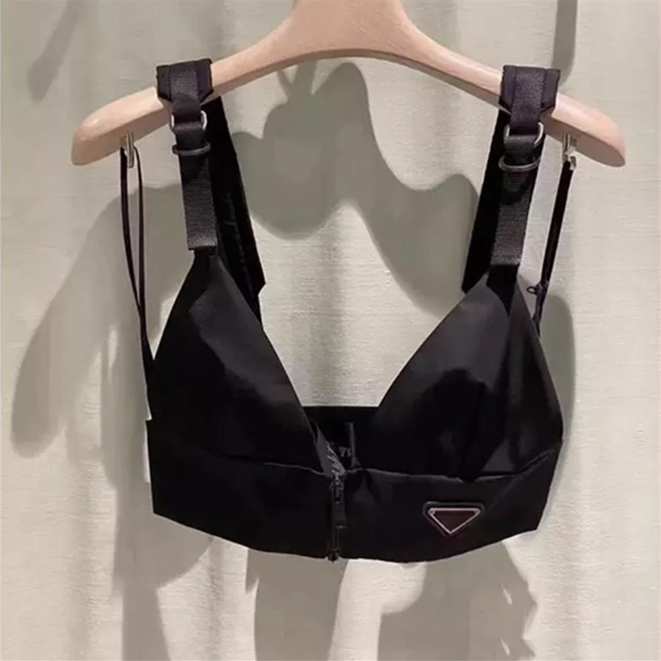 2021 Brand Luxry NEW Women Nylon Vest Design TOP RE-NYLON gabardine with braided nylon lace Front zipper235U, Black
2021 Brand Luxry NEW Women Nylon Vest Design TOP RE-NYLON gabardine with braided nylon lace Front zipper235U, Black