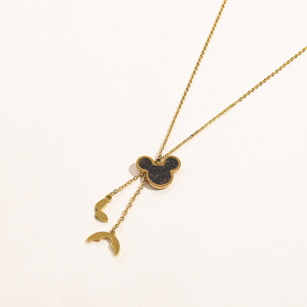 Luxury Design Necklace Choker Chain Faux Leather 18K Gold Plated Stainless Steel Fashion Womens Necklaces Pendant Wedding Jewelry Accessories ZG1297
Luxury Design Necklace Choker Chain Faux Leather 18K Gold Plated Stainless Steel Fashion Womens Necklaces Pendant Wedding Jewelry Accessories ZG1297