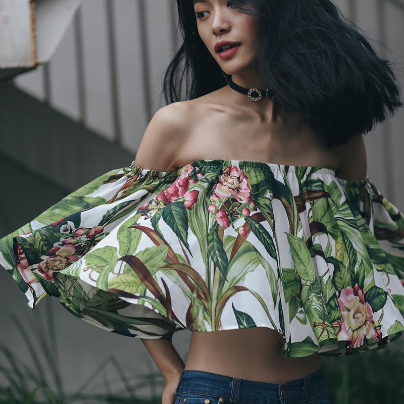 Women's Blouses & Shirts Design Women Original Bohemian Beach Casual Loose Sexy Slash Neck Print Belly Button Chiffon Short Tops, As picture shown
Women's Blouses & Shirts Design Women Original Bohemian Beach Casual Loose Sexy Slash Neck Print Belly Button Chiffon Short Tops, As picture shown