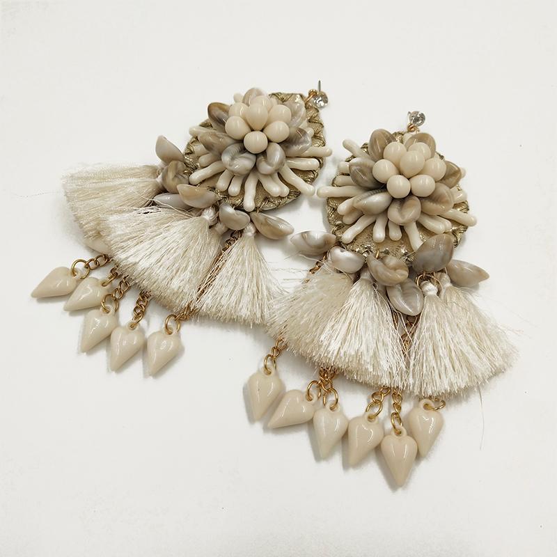 Dangle & Chandelier Rongho Bohemia Shell Flower Statement Earrings For Women Brincos Boho Tassel Earring Pendant Ethnic Chunky JewelryDangle
Dangle & Chandelier Rongho Bohemia Shell Flower Statement Earrings For Women Brincos Boho Tassel Earring Pendant Ethnic Chunky JewelryDangle