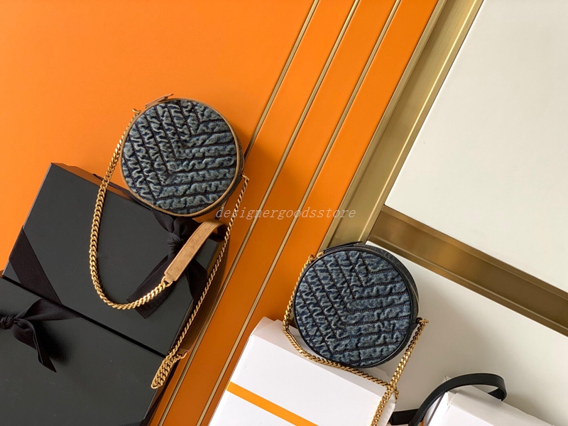 Designers Women Washed Denim Bag Classic Jeans Shoulder Bags Luxury Handbag Chain Cowboy Crossbody VINYLE V-shaped pattern quilted bag round cross body purse, Blue brown
Designers Women Washed Denim Bag Classic Jeans Shoulder Bags Luxury Handbag Chain Cowboy Crossbody VINYLE V-shaped pattern quilted bag round cross body purse, Blue brown