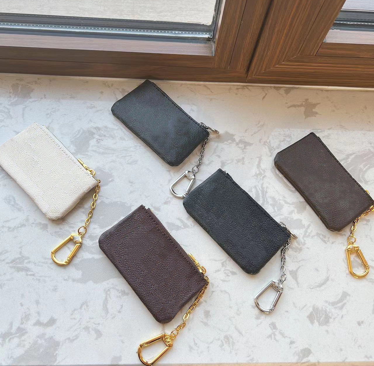 Designer wallet Keychain Keyring Fashion Purse Car Chain Charm Brown Womens Mens Key Ring Credit Card Holder Zip Coin Purses Mini Wallets Bag 4 colors 62AP650, Black lattice 
Designer wallet Keychain Keyring Fashion Purse Car Chain Charm Brown Womens Mens Key Ring Credit Card Holder Zip Coin Purses Mini Wallets Bag 4 colors 62AP650, Black lattice