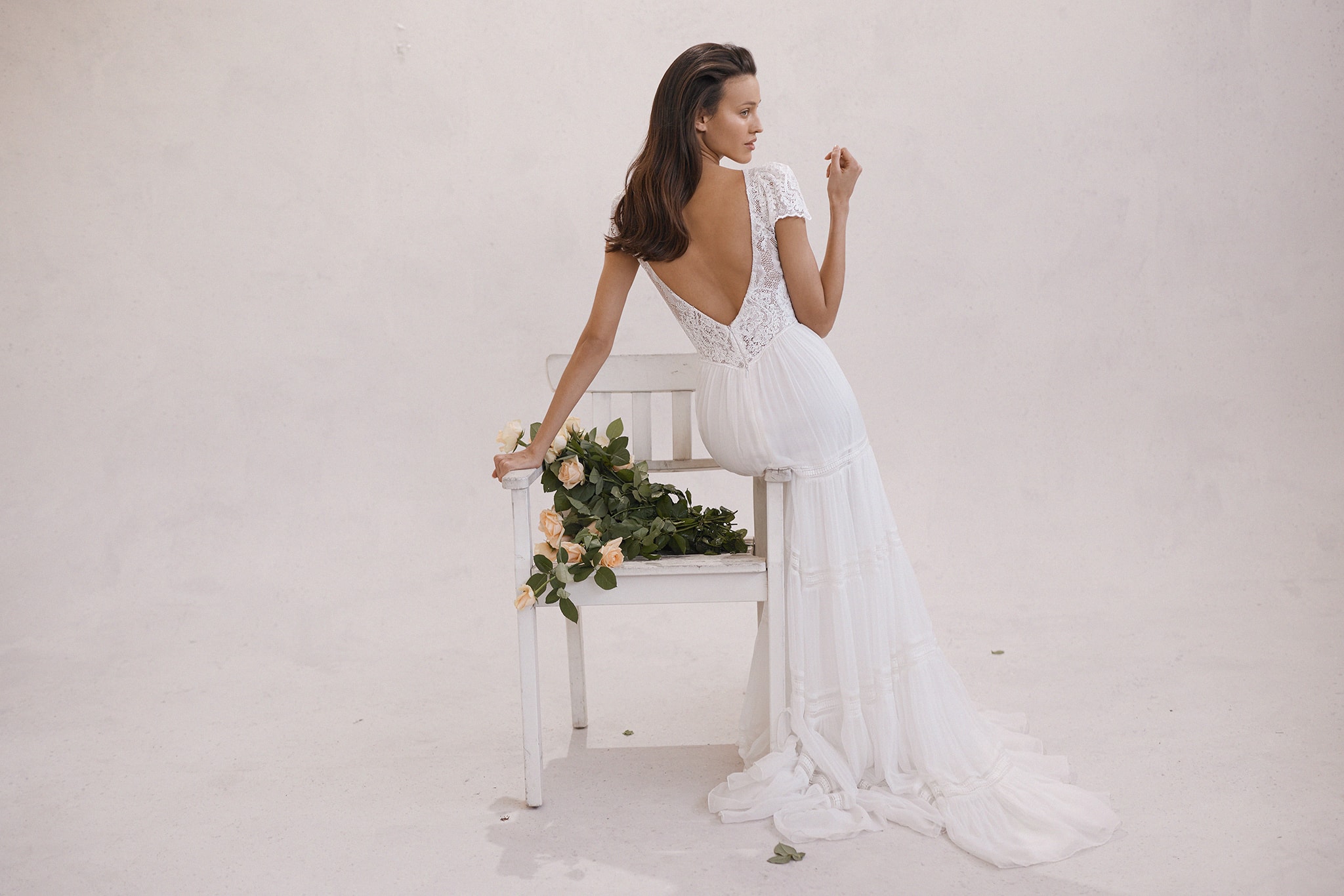 Inbar Freiman Bohemian 2022 Backless Wedding Dress Lace Appliqued Short Sleeve Boho Bridal Dresses A Line Wedding Gowns Vestido de Noiva