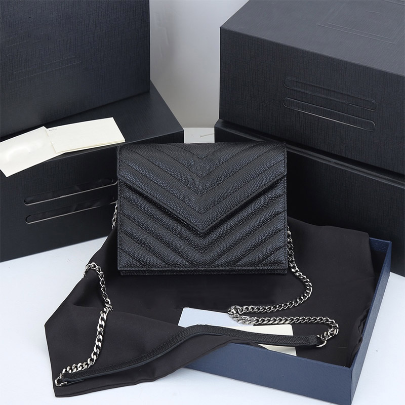 Luxurys Designers Handbags Wallets Crossbody Bags Woc Chains Messenger Bag Caviar Leather Handbag Fashion Zipper Wallet Shoulder Key Pouch, Colour 4
Luxurys Designers Handbags Wallets Crossbody Bags Woc Chains Messenger Bag Caviar Leather Handbag Fashion Zipper Wallet Shoulder Key Pouch, Colour 4