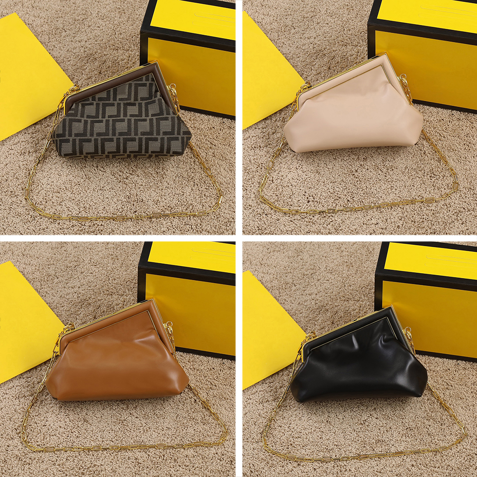Womens Metal Chain Shoulder Bags Fashion Designers dumpling Crossbody Bag Wallet Solid Color Leather Leisure Handbag Storage Coin Purse, Beige
Womens Metal Chain Shoulder Bags Fashion Designers dumpling Crossbody Bag Wallet Solid Color Leather Leisure Handbag Storage Coin Purse, Beige