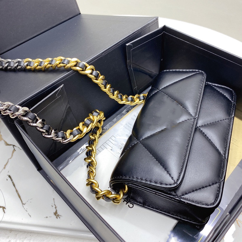 New High Quality Luxury Messenger Leather Bag Designer Woman Fashion Flap Shoulder Bag Caviar Classic Ladies Quilted Tote Crossbody Wallets, Black
New High Quality Luxury Messenger Leather Bag Designer Woman Fashion Flap Shoulder Bag Caviar Classic Ladies Quilted Tote Crossbody Wallets, Black