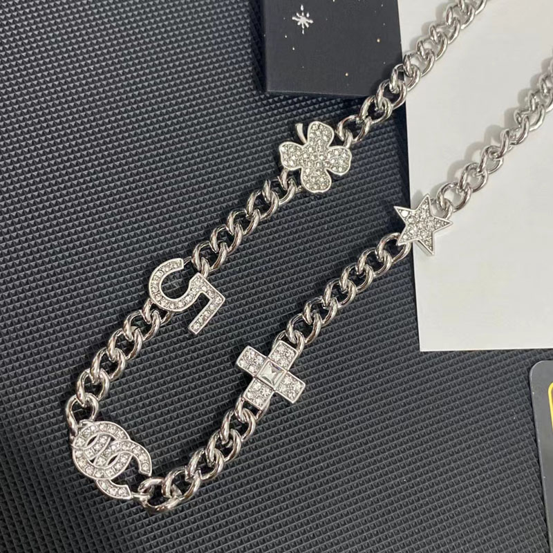 Fashion C-Letter Choker Necklace Designer 925 Silver Plated Brass Copper Crystal Pendant Necklaces For Women Wedding Jewelry Gift B244
Fashion C-Letter Choker Necklace Designer 925 Silver Plated Brass Copper Crystal Pendant Necklaces For Women Wedding Jewelry Gift B244