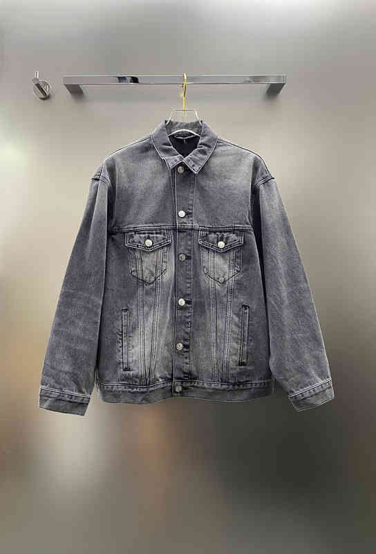 Designer Unisex Jackets Womens Autumn Bal Vintage Logo Frayed Hole Black Dropped Shoulder Loose Denim Jacket Luxury Women Clothing Apparel
Designer Unisex Jackets Womens Autumn Bal Vintage Logo Frayed Hole Black Dropped Shoulder Loose Denim Jacket Luxury Women Clothing Apparel