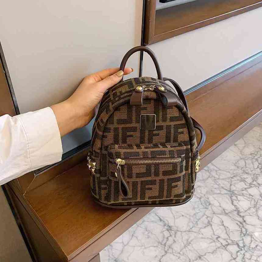 802022 new top design luxury bags highcapacity printing trend leisure backpackwomens fashion bags, Trumpet
802022 new top design luxury bags highcapacity printing trend leisure backpackwomens fashion bags, Trumpet