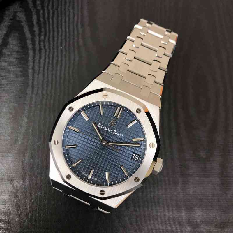 Luxury Mens Mechanical Watch Abby Roya1 0ak 41mm Fine Steel 15500st Oo. 1220st. 01 Swiss Es Brand Wristwatch, Black
Luxury Mens Mechanical Watch Abby Roya1 0ak 41mm Fine Steel 15500st Oo. 1220st. 01 Swiss Es Brand Wristwatch, Black