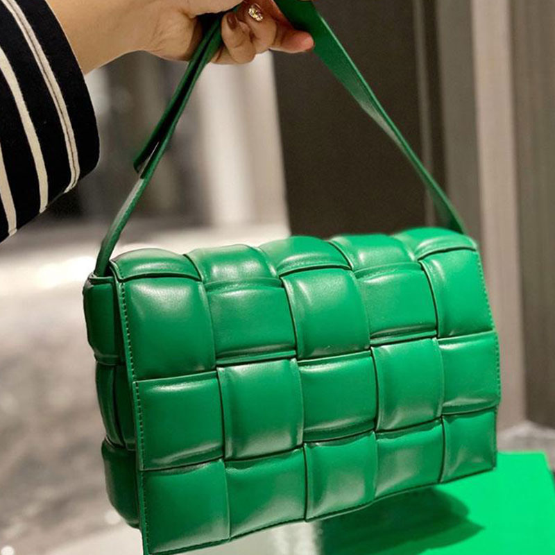Leather Weave Crossbody Bag Flap Handbag Clutch Cloud Bags Soft Pillow Purse Wallets Square Bag High Quality Inside Zipper Pocket Adjustable Strap Gold Hasp Green, Red
Leather Weave Crossbody Bag Flap Handbag Clutch Cloud Bags Soft Pillow Purse Wallets Square Bag High Quality Inside Zipper Pocket Adjustable Strap Gold Hasp Green, Red
