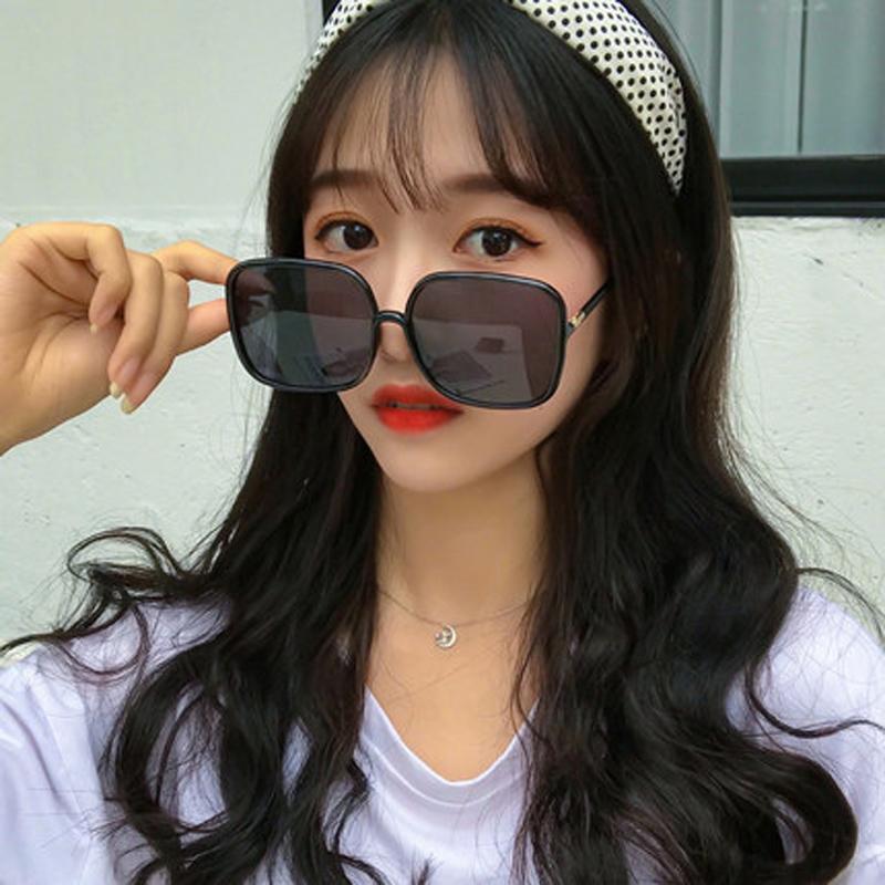 Sunglasses Fashion Men Women Anti-blue Computer Reading Protective Glasses Brand Design Square Large Frame PINK Gradient Sun UV400Sunglasses
Sunglasses Fashion Men Women Anti-blue Computer Reading Protective Glasses Brand Design Square Large Frame PINK Gradient Sun UV400Sunglasses