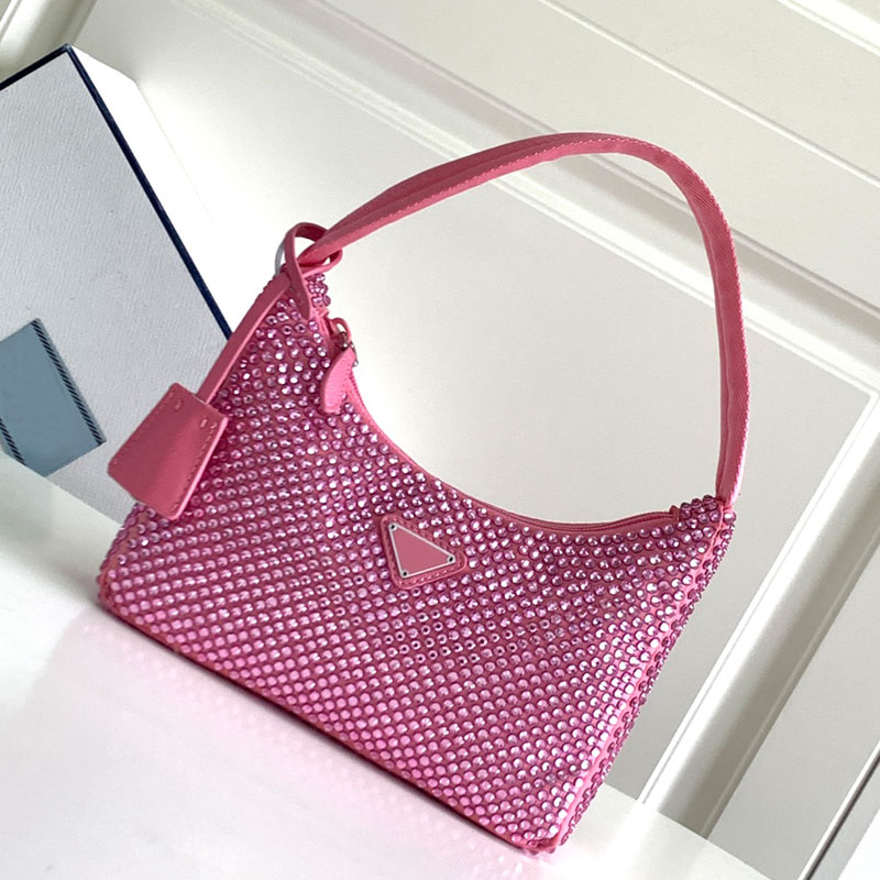 Hobo Axillary Shoulder Bag Diamonds Handbags Purse Triangle Sign High Quality Small Tote 23cm, Just a box
Hobo Axillary Shoulder Bag Diamonds Handbags Purse Triangle Sign High Quality Small Tote 23cm, Just a box