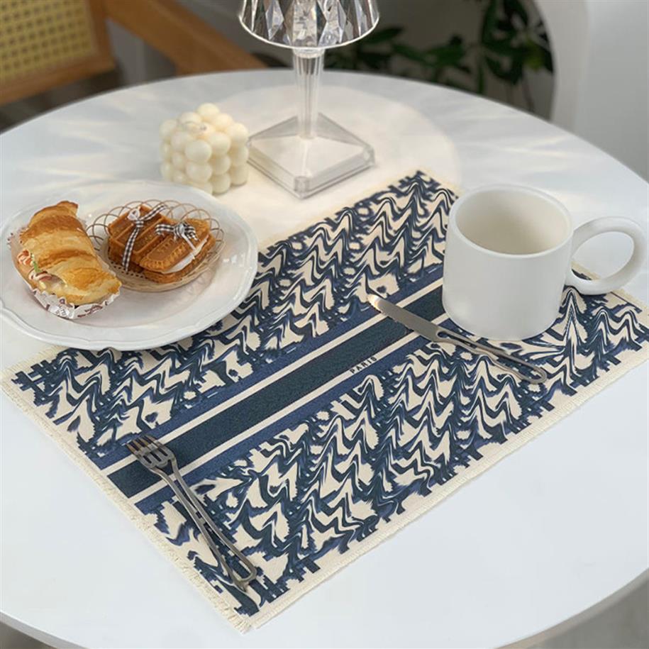 Fashion Designer Table Mats Cotton Linen Restaurant Mat Imitation Water Heat Insulation Antifouling Mat Dinner Plate Decoration 222885
Fashion Designer Table Mats Cotton Linen Restaurant Mat Imitation Water Heat Insulation Antifouling Mat Dinner Plate Decoration 222885