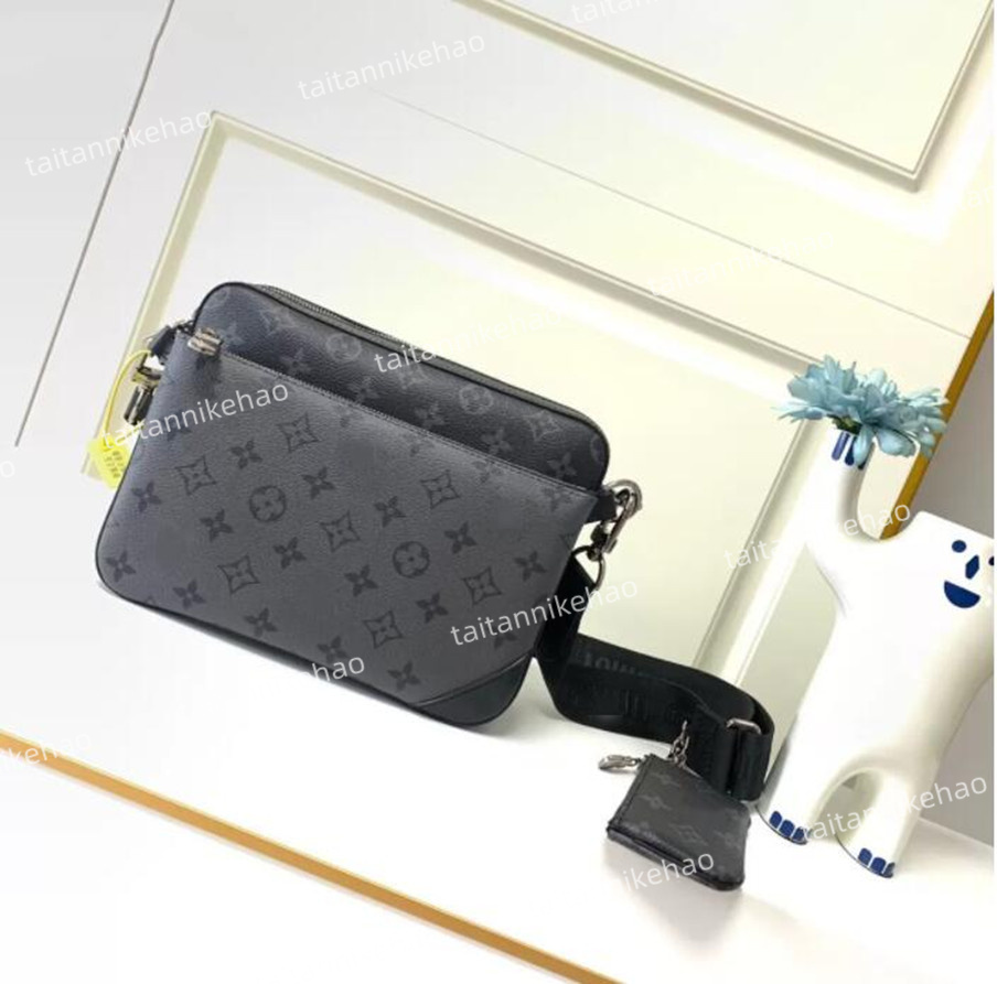 2022 New Handbags Men Leather TRIO Messenger Bags Luxury Shoulder Bag Make Designer Handbag Tote Man's bag LVs louiseitys viutonitys VUTTONS, Wallet
2022 New Handbags Men Leather TRIO Messenger Bags Luxury Shoulder Bag Make Designer Handbag Tote Man's bag LVs louiseitys viutonitys VUTTONS, Wallet