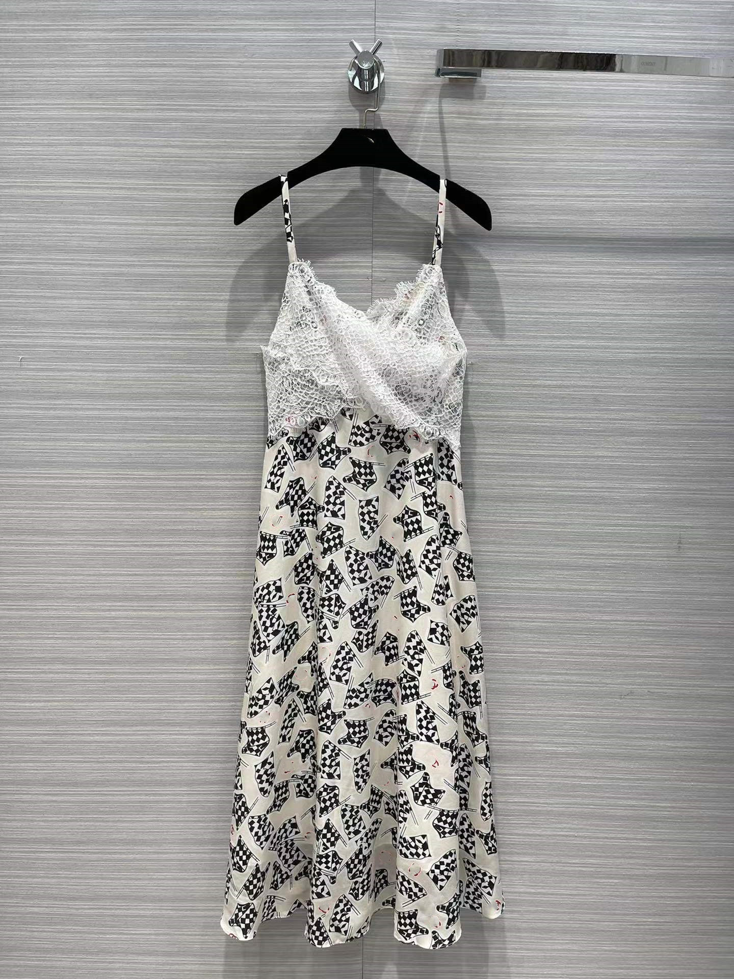 Milan Runway Dress 2022 Summer Autumn Spaghetti Strap Print Designer Dress Brand Same Style Dress 0616-24, Picture color
Milan Runway Dress 2022 Summer Autumn Spaghetti Strap Print Designer Dress Brand Same Style Dress 0616-24, Picture color