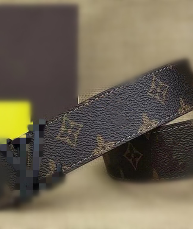 2022 Mens Designer Belts for men women Leather ladies jeans belt pin buckle casual strap wholesale AAA, Belt+box
2022 Mens Designer Belts for men women Leather ladies jeans belt pin buckle casual strap wholesale AAA, Belt+box