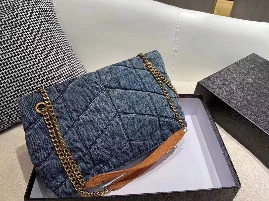 LOULOU Puffer Denim Flap Shoulder Bag Luxury Designer Women Handbag Purse Tote Cowboy Shoulder Bags Crossbody Clutch Heave Gold Chain Wallet Detchable Strap Flaps, Denim bag gold logo
LOULOU Puffer Denim Flap Shoulder Bag Luxury Designer Women Handbag Purse Tote Cowboy Shoulder Bags Crossbody Clutch Heave Gold Chain Wallet Detchable Strap Flaps, Denim bag gold logo