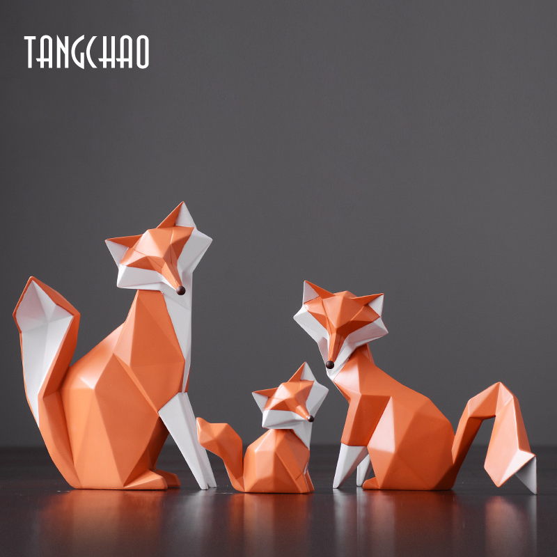 Contemporary Animal Figurines Fox Statues for Living Room and Study Area