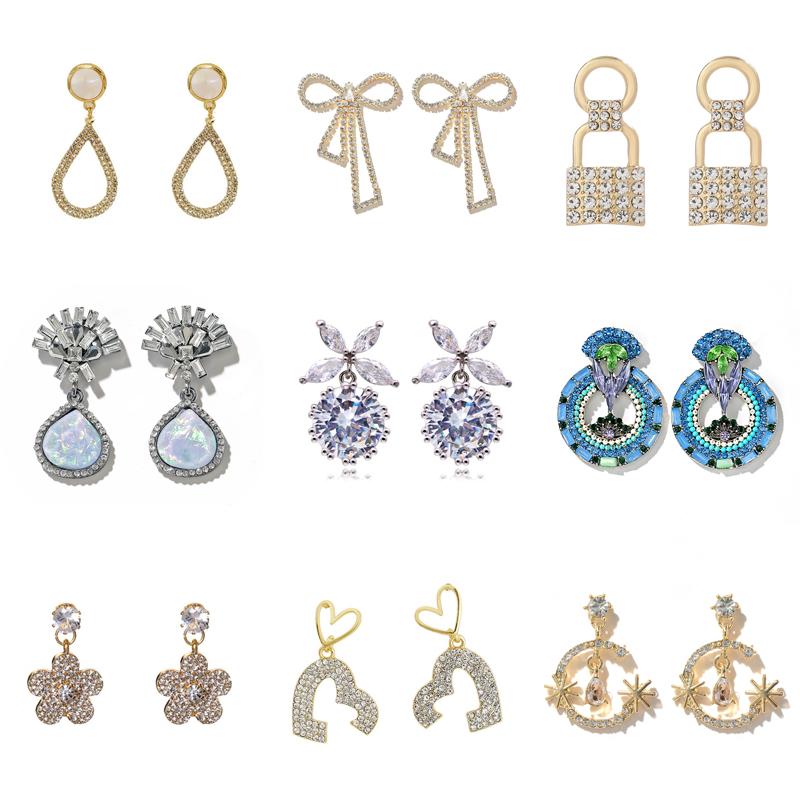 Dangle & Chandelier Luxury Shiny Crystal Stone Heart Earrings For Women Pretty Flowers Moon Bow Drop Earring Party Jewelry Gift
Dangle & Chandelier Luxury Shiny Crystal Stone Heart Earrings For Women Pretty Flowers Moon Bow Drop Earring Party Jewelry Gift
