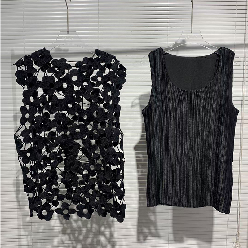 VGH Elegant Solid Embroidered Vests For Women O Neck Sleeveless Korean Straight Hollow Out Tank Tops Females Summer Fashion 220325