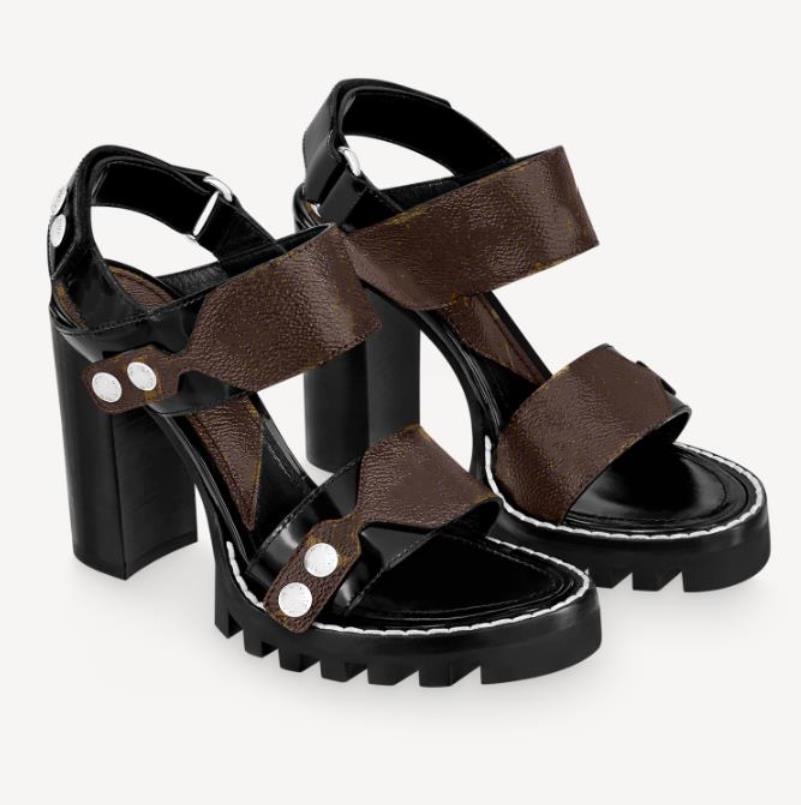 Womens Leather Chunky Sandal Sewing Studs Party Ankle Strap High Heel Designer Sandals With Box, Customize
Womens Leather Chunky Sandal Sewing Studs Party Ankle Strap High Heel Designer Sandals With Box, Customize