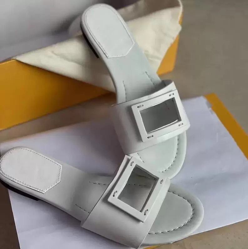 2022 Luxury Summer Baguette Wide-band Slides Sandals Shoes Flip Flop Casual Walking Slipper Women's Party Wedding Lady Slide EU35-42,Box
2022 Luxury Summer Baguette Wide-band Slides Sandals Shoes Flip Flop Casual Walking Slipper Women's Party Wedding Lady Slide EU35-42,Box