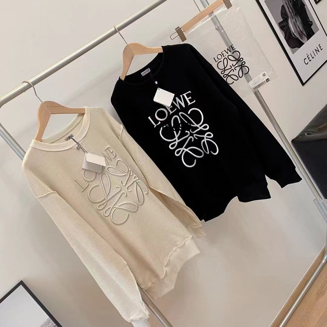High version European goods 22 autumn winter round neck long sleeve Luo family reverse wear sweater men and women lovers loe embroidery top, Black
High version European goods 22 autumn winter round neck long sleeve Luo family reverse wear sweater men and women lovers loe embroidery top, Black