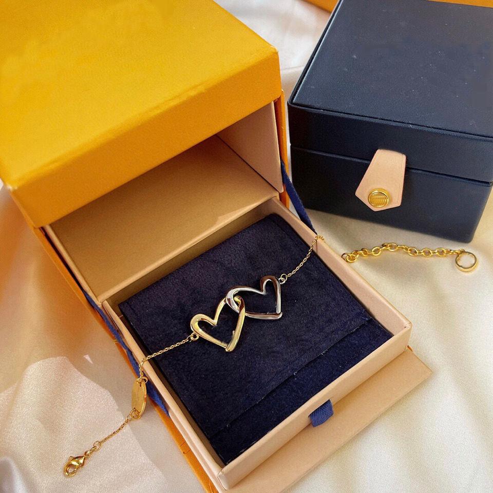 2022 Fashion Women Earrings Designers Bracelets Jewelry Charm Pendant Necklaces Anniversary Gift
2022 Fashion Women Earrings Designers Bracelets Jewelry Charm Pendant Necklaces Anniversary Gift
