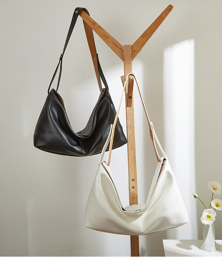 2022 Woman handbag Bag Date code serial number Quality Leather women purse messenger shoulder body handbags M44875 M41487, 10
2022 Woman handbag Bag Date code serial number Quality Leather women purse messenger shoulder body handbags M44875 M41487, 10