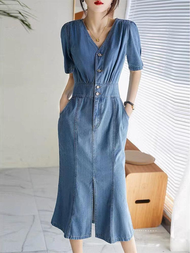 Party Dresses Summer Jeans Dress 2022 V-neck Single Breasted Slim Waisted Short Sleeve Denim Elegant Office Lady Long DressesParty, Blue
Party Dresses Summer Jeans Dress 2022 V-neck Single Breasted Slim Waisted Short Sleeve Denim Elegant Office Lady Long DressesParty, Blue