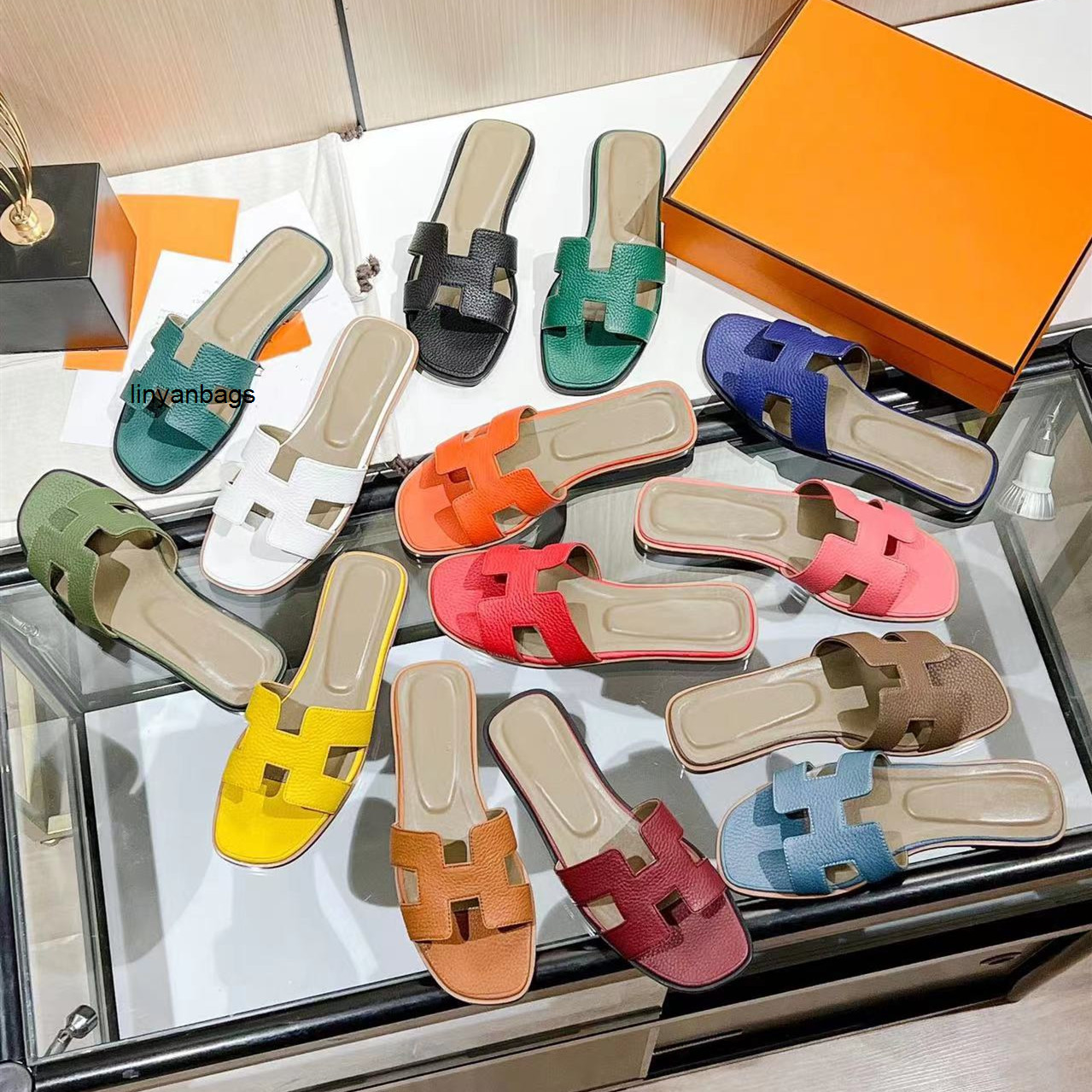 herme slippers slides for womens European station lychee pattern classic manual flip flops leather slippers women wear flat sandals in summer 2022, Yellow
herme slippers slides for womens European station lychee pattern classic manual flip flops leather slippers women wear flat sandals in summer 2022, Yellow