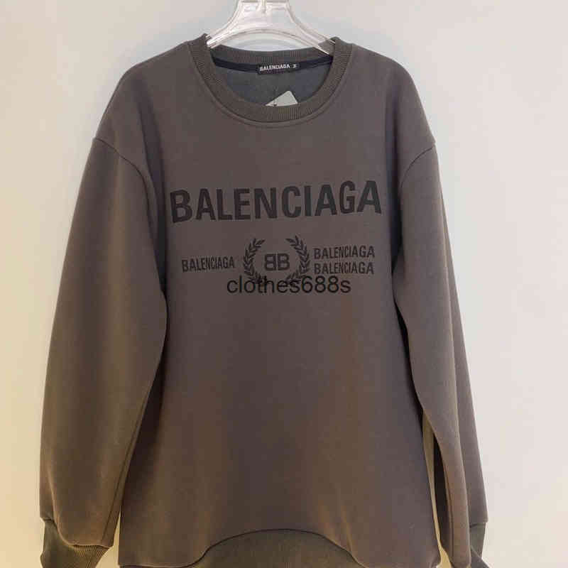 designer hoodies Bbalencaigas'ss men's sweaters Reprinted Paris B classic wheat ear letter printing sweater casual and versatile, Gray
designer hoodies Bbalencaigas'ss men's sweaters Reprinted Paris B classic wheat ear letter printing sweater casual and versatile, Gray