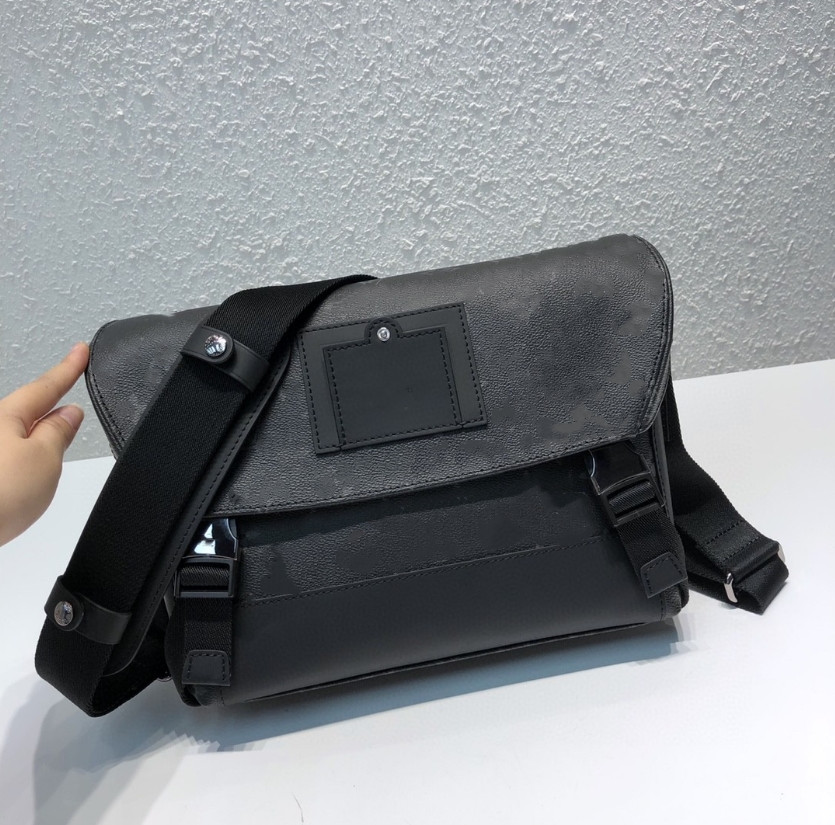 2021 The highest quality new Women Men Messenger Travel bag Classic Style Fashion bags Shoulder Bags Lady Totes handbags With key lock Messenger Bags 5A, Black
2021 The highest quality new Women Men Messenger Travel bag Classic Style Fashion bags Shoulder Bags Lady Totes handbags With key lock Messenger Bags 5A, Black