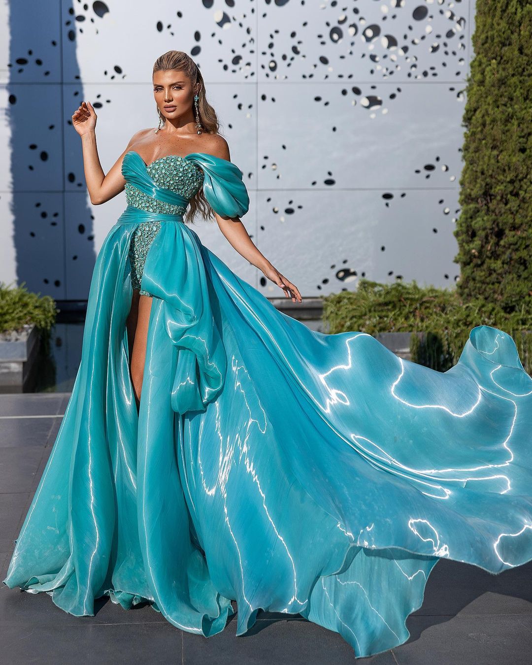 Blue Mermaid Prom Dresses Sexy V Neck Sleeveless Sequins Appliques Beads Sequins Lace Side Slit Floor Length Plus Size Formal Party Gowns Custom Made