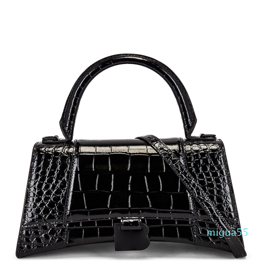Handbag Designers W… - image