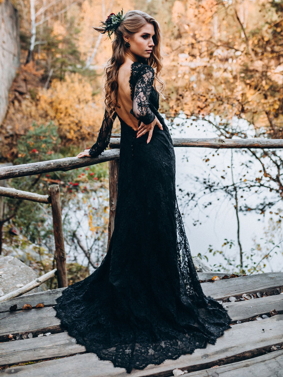 Black Gothic Wedding Dress Side Split Sexy Backless Lace Boho Bridal Gowns Vintage Long Sleeve Country Robe De Mariee Sweep Train Vestido