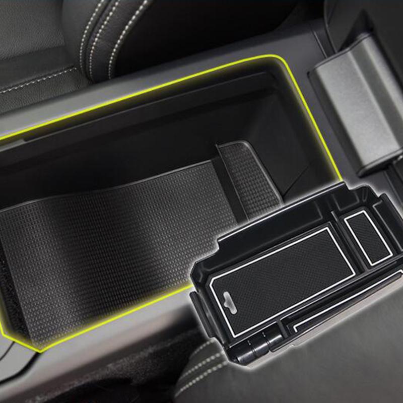 Car Organizer Central Console Armrest Storage Box Case Holder With Silicone Mat For Volvos XC40 2022 Stowing Tidying Containers
Car Organizer Central Console Armrest Storage Box Case Holder With Silicone Mat For Volvos XC40 2022 Stowing Tidying Containers