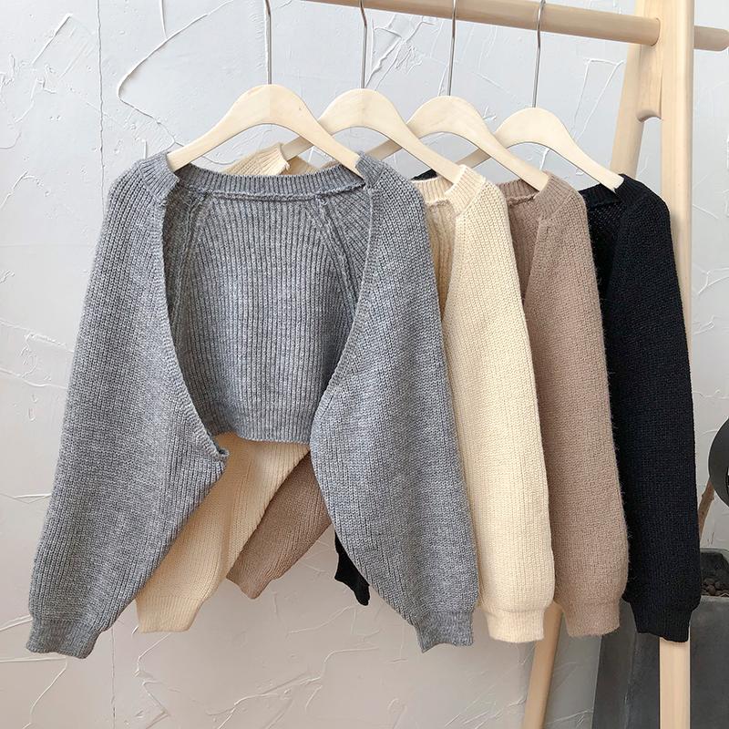Women's Knits & Tees 2022 Autumn Korean Design Loose Pure Color Wool Knitted Cardigans Womens Bat Long Sleeve Outer Sweater Short Jacket, Black
Women's Knits & Tees 2022 Autumn Korean Design Loose Pure Color Wool Knitted Cardigans Womens Bat Long Sleeve Outer Sweater Short Jacket, Black