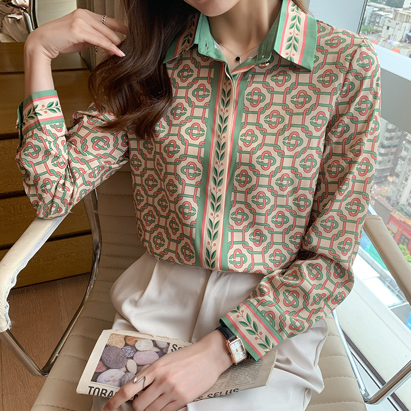 Poplin Women Shirt New Korean Fashion Print Loose Casual Blouses Summer Polo Collar Long Sleeve Top, 3088
Poplin Women Shirt New Korean Fashion Print Loose Casual Blouses Summer Polo Collar Long Sleeve Top, 3088