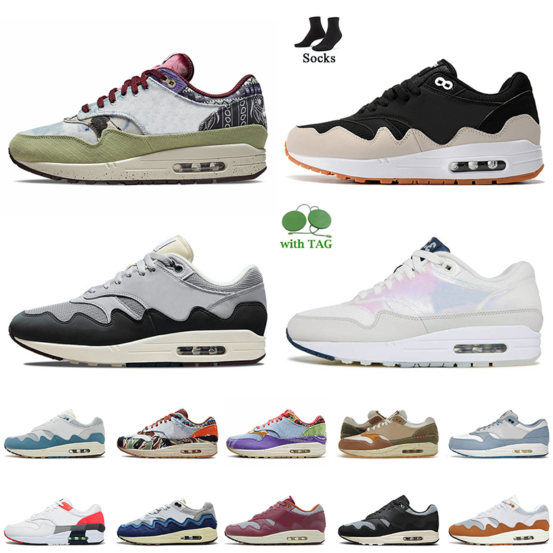 2022 Top Quality women men patta 1 running shoes with socks 1s Blueprint La Ville Lumiere Black Beige Denim Olive Canvas 87 Concepts Heavy Far Out og trainers sneakers, D35 obsidian 36-45
2022 Top Quality women men patta 1 running shoes with socks 1s Blueprint La Ville Lumiere Black Beige Denim Olive Canvas 87 Concepts Heavy Far Out og trainers sneakers, D35 obsidian 36-45
