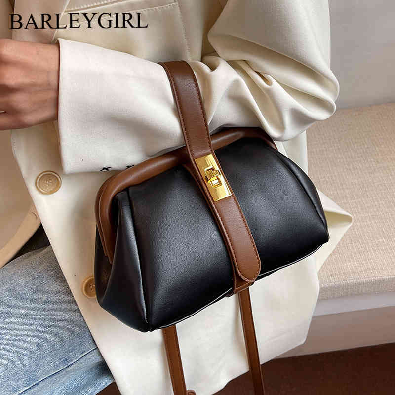 Trend Clutch Pu Leather Small Crossbody Side Shoulder Bag with Short Handle 2022 Fashion Brand Designer Female Luxury Handbag, Khaki
Trend Clutch Pu Leather Small Crossbody Side Shoulder Bag with Short Handle 2022 Fashion Brand Designer Female Luxury Handbag, Khaki