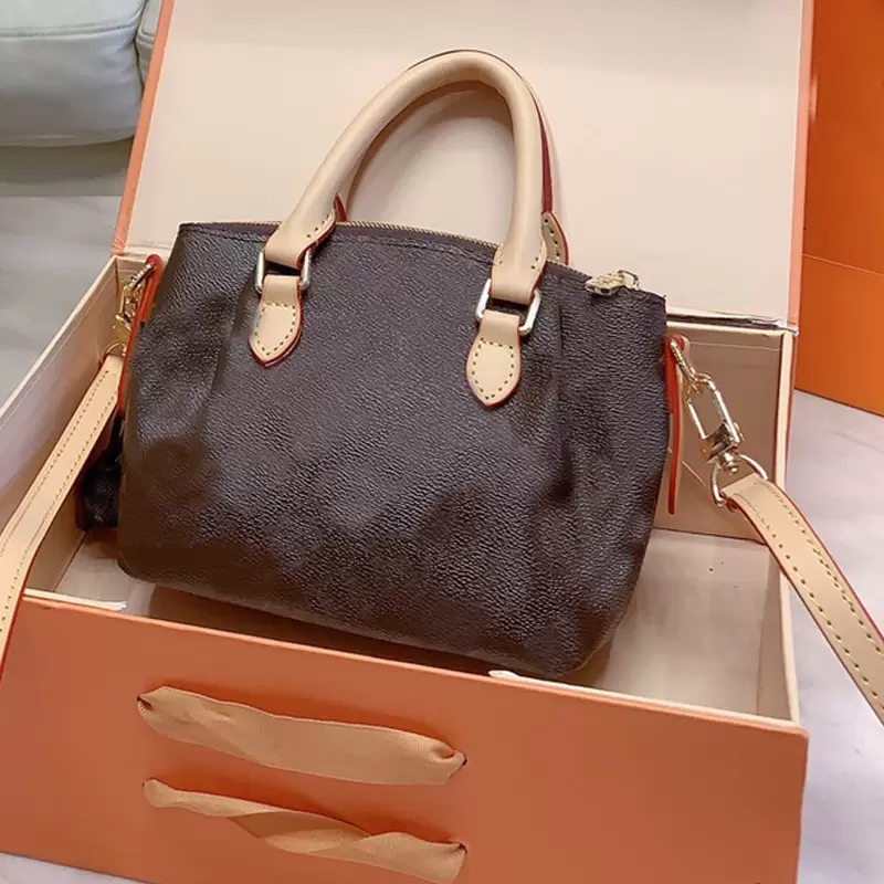 High Quality Stamping Label Handbag Canvas Leather Tote Bag Old Flower Letter Women Cross Body bag Detachable Adjust shoulder Strap Bags
High Quality Stamping Label Handbag Canvas Leather Tote Bag Old Flower Letter Women Cross Body bag Detachable Adjust shoulder Strap Bags