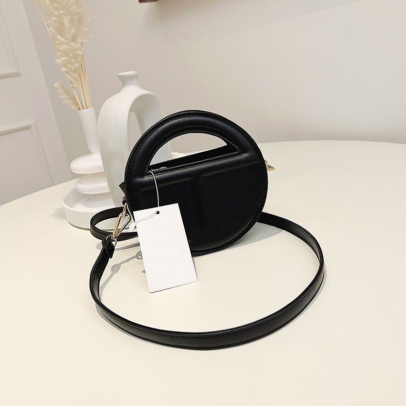 Handbag Shoulder Bag Wholesale Top Designer Tel Round Crossbody Bags Women Purse Tote Fashion Style Luxury Pu Leather High Quality Totes Handbags, Black
Handbag Shoulder Bag Wholesale Top Designer Tel Round Crossbody Bags Women Purse Tote Fashion Style Luxury Pu Leather High Quality Totes Handbags, Black
