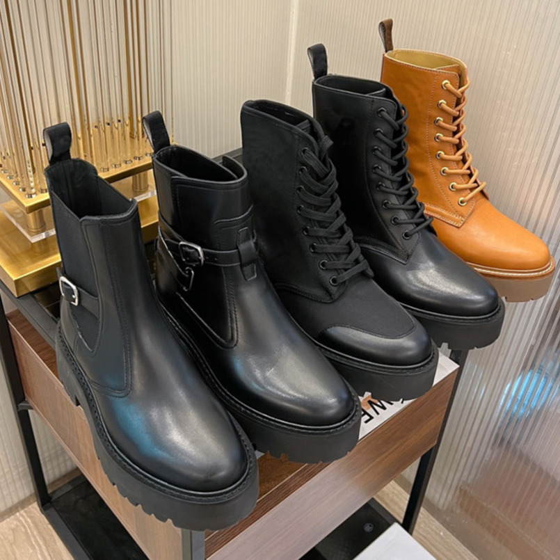 2022 Women Designer Lace Up Boots Fashion Cowboy Boot Thick Bottom Thick Heel Luxury Martin Desert Boots With Box NO397
2022 Women Designer Lace Up Boots Fashion Cowboy Boot Thick Bottom Thick Heel Luxury Martin Desert Boots With Box NO397