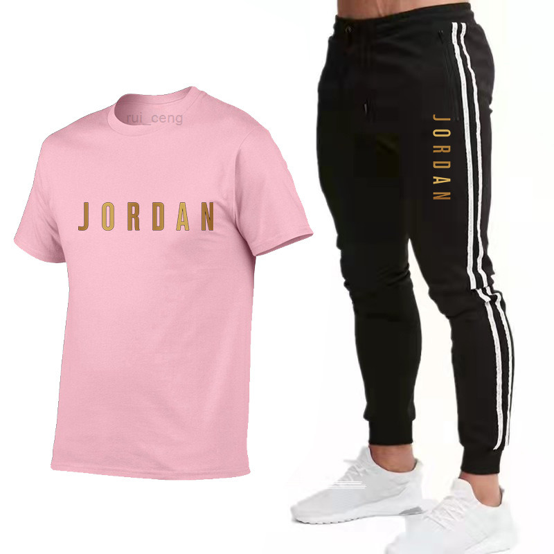 casual 2022 men's woman summer designer Tracksuits clothes sportswear two-piece T-shirt brand Basketball running Sportwear Fitness, Pink
casual 2022 men's woman summer designer Tracksuits clothes sportswear two-piece T-shirt brand Basketball running Sportwear Fitness, Pink