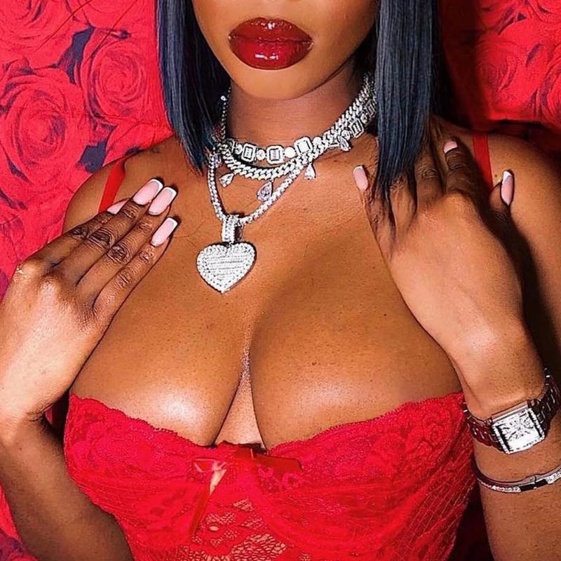 Chains Valentine's Day Gift Women Men Micro Paved 5A Cubic Zirconia Baguette Cz Big HipHop Full Iced Out Heart Pendant Necklace JewelryC
Chains Valentine's Day Gift Women Men Micro Paved 5A Cubic Zirconia Baguette Cz Big HipHop Full Iced Out Heart Pendant Necklace JewelryC
